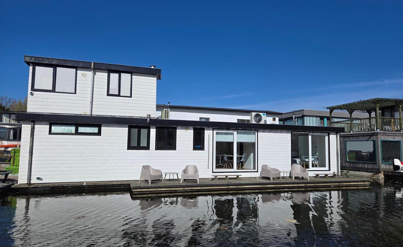 Houseboat The New Lake - Nieuwe Meer Amsterdam Eksteriør bilde